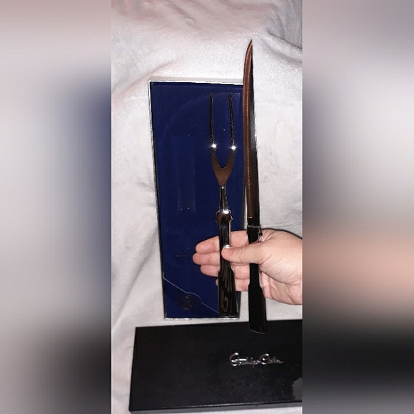 Towle Stainless Steel Carving Utensils (Fork & Knife) Vintage 2 Piece Set - Picture 7 of 16